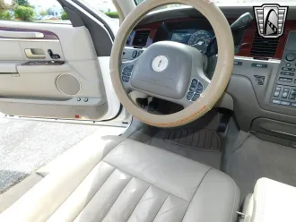 Town Car 17