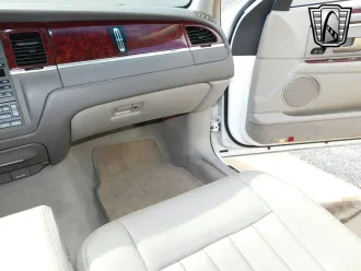 Town Car 19
