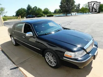 Town Car 3