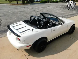 MX-5 Miata 4