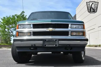 Suburban 9