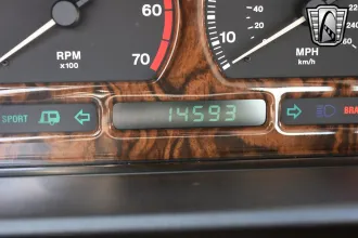 XJ6 23