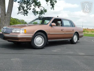 1992 Lincoln Continental photo 4