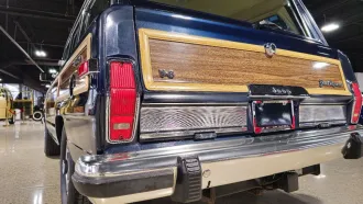 Grand Wagoneer 11