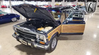 Grand Wagoneer 13