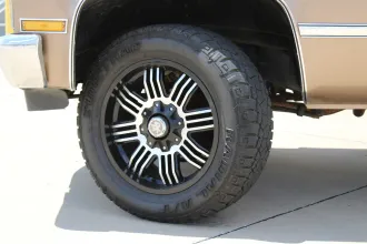 Suburban 8