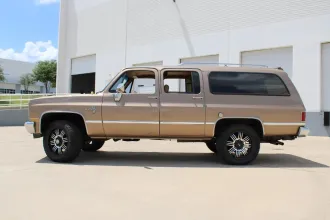 Suburban 25