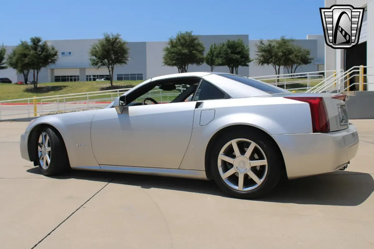 Carousel Image 4