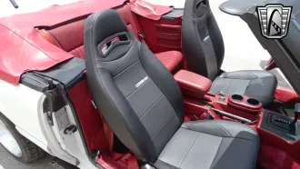 Mustang 27