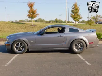 Mustang 2