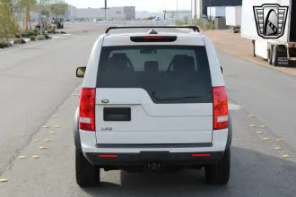 LR3 8