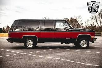 Suburban 7