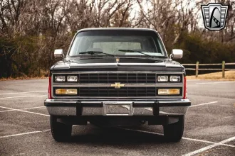 Suburban 9