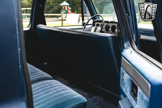 Suburban 27