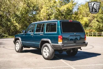 Cherokee 4