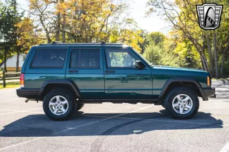 Cherokee 7
