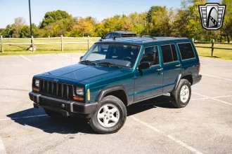 Cherokee 27