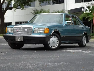 1991 Mercedes-Benz 300SE photo 4