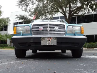 1991 Mercedes-Benz 300SE photo 7