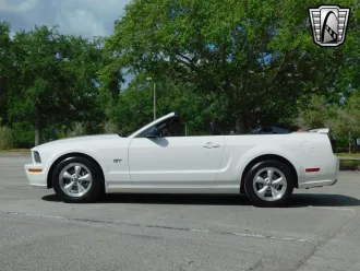 Mustang 4