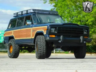 Grand Wagoneer 4