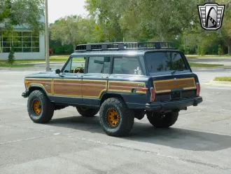 Grand Wagoneer 15