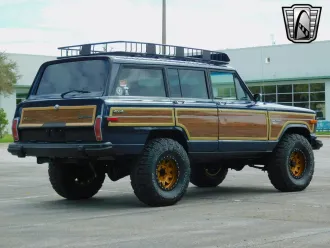 Grand Wagoneer 17