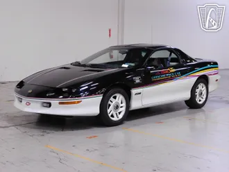 1993 Chevrolet Camaro photo 2