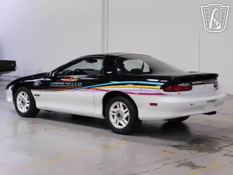 1993 Chevrolet Camaro photo 3