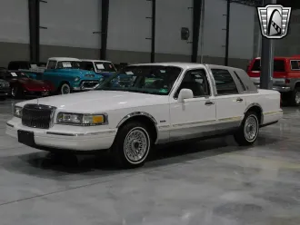 Town Car 2