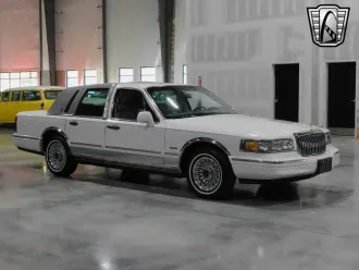 Town Car 5