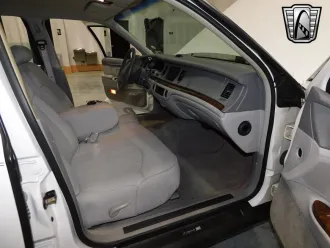 Town Car 7