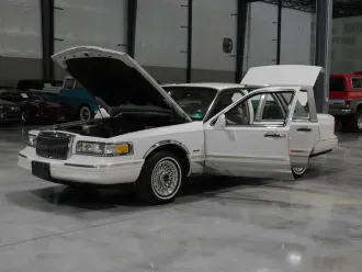 Town Car 16