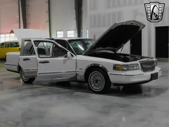 Town Car 20