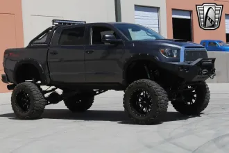 Tundra 8