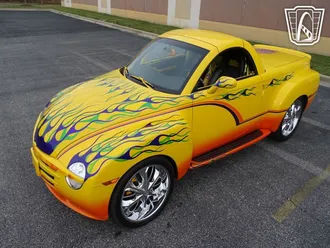 2004 Chevrolet SSR photo 3