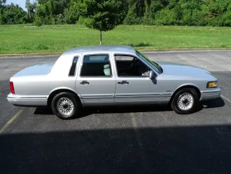 Town Car 7