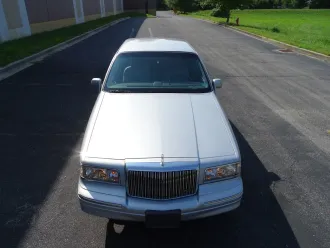 Town Car 9