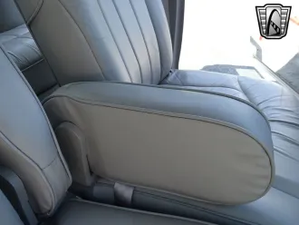 Town Car 25