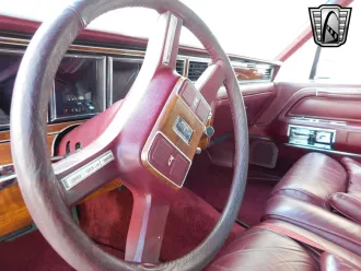 Town Car 11