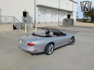 XK 8