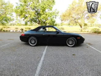 911 3