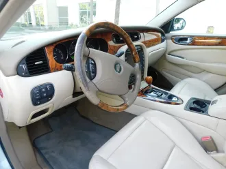 XJ 10