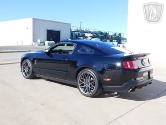 2012 Ford Mustang photo 3
