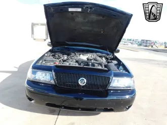 Grand Marquis 26