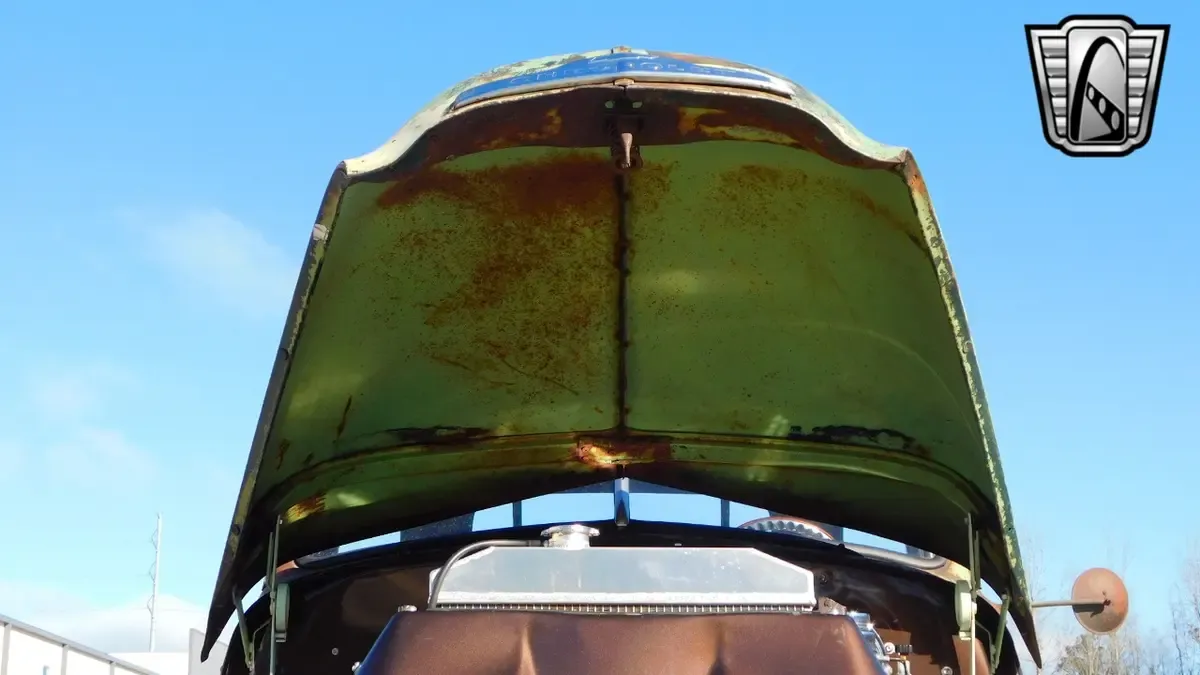 Carousel Image 9
