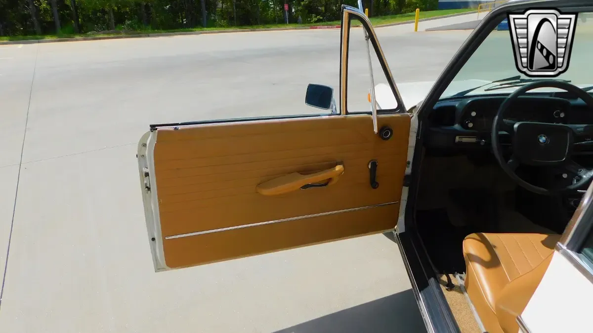 Carousel Image 20