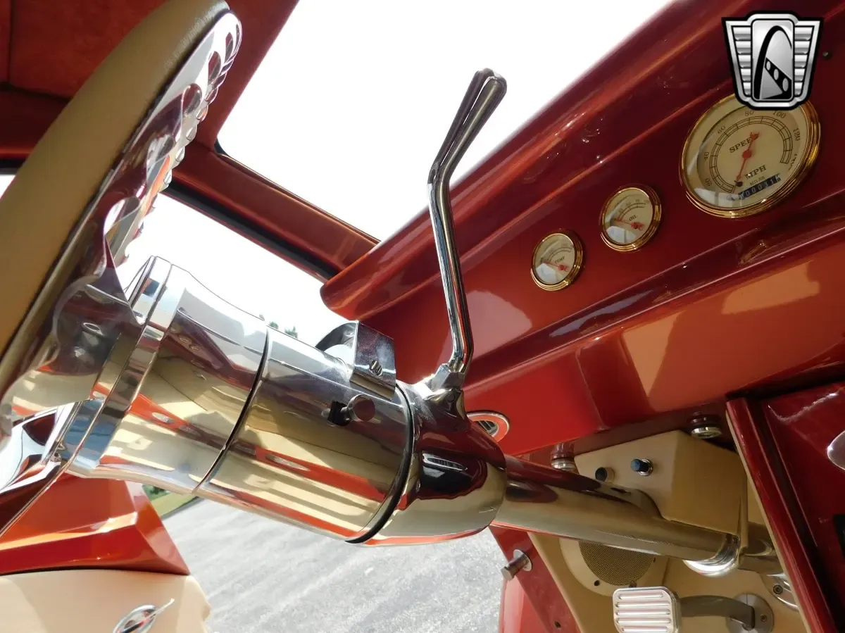 Carousel Image 12