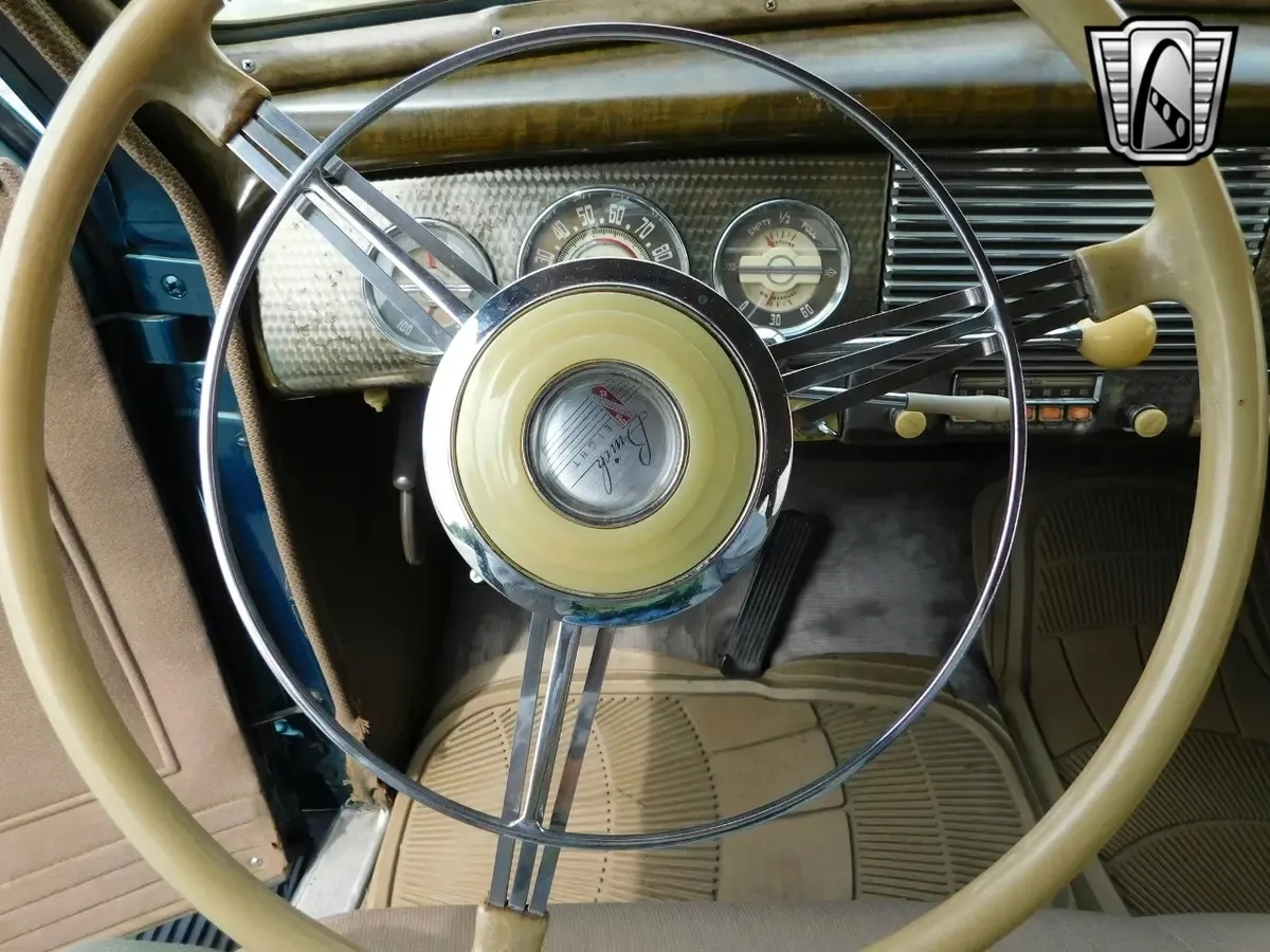 Carousel Image 12
