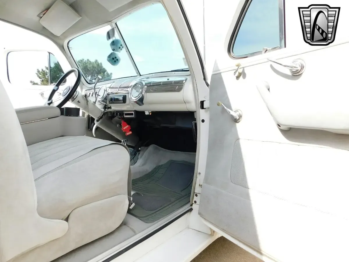 Carousel Image 20